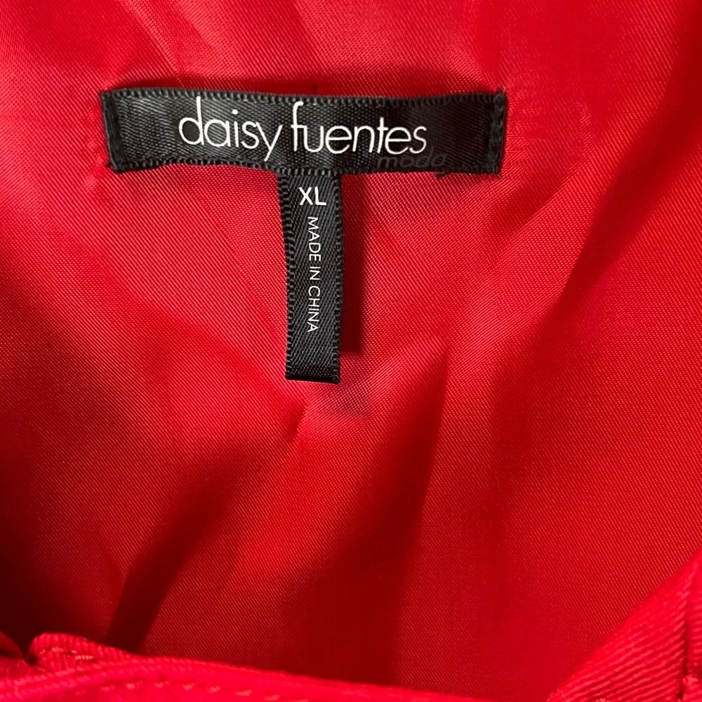 Daisy Fuentes Vibrant Red Double-Breasted Pea Coat - Picture 4 of 7